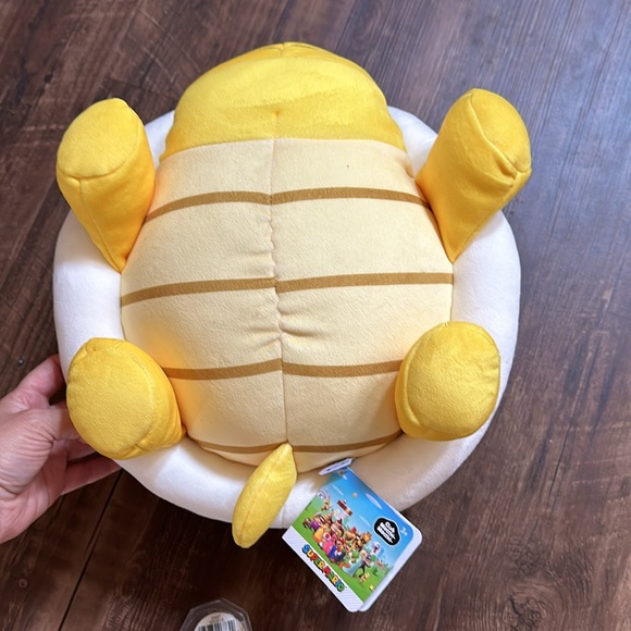 Club Mocchi Mocchi Super Mario Bros. Buzzy Beetle Mega 15-
Inch Plush - Picture 5 of 9